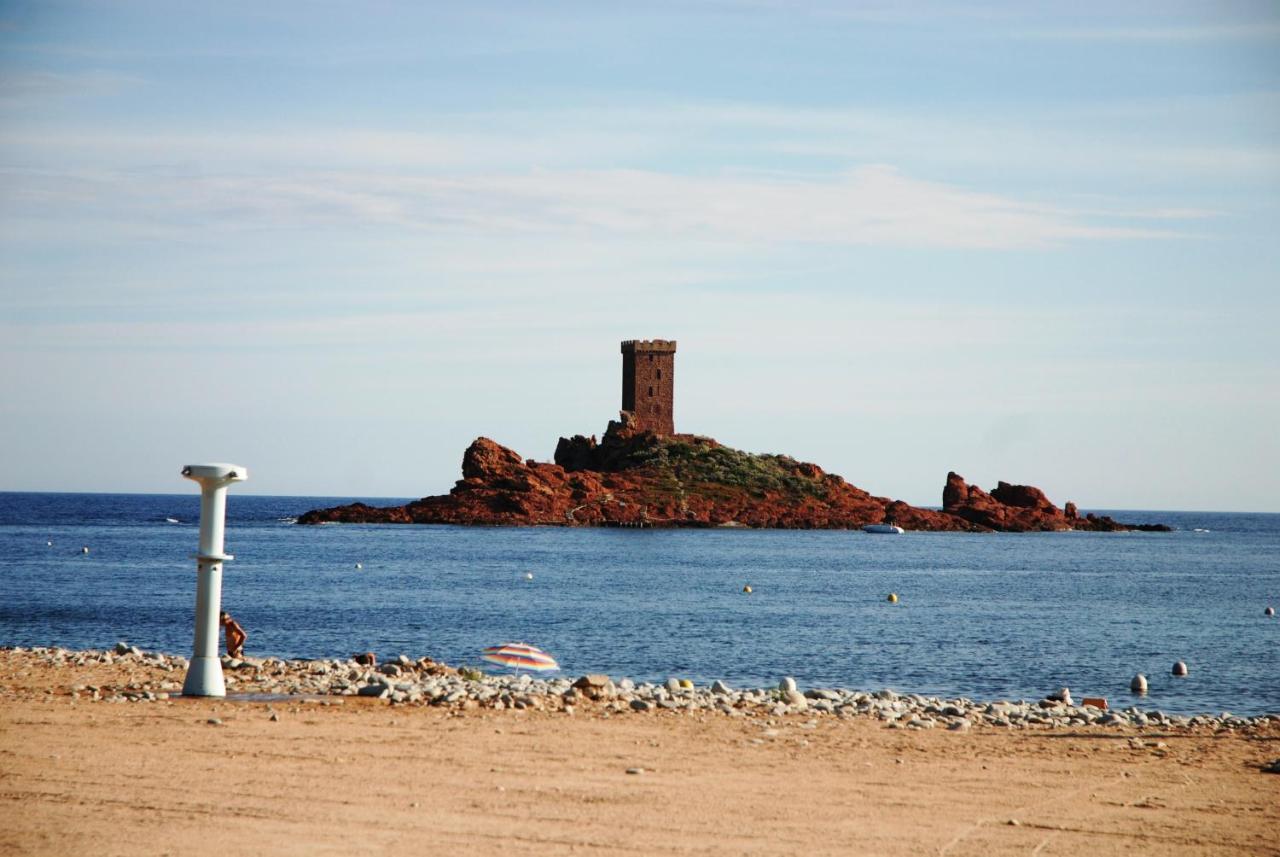 Agay Cap Esterel Le Hameau F2 Clim Plein Sud Dernier Etage Magnifique Vue Mer Saint-Raphaël المظهر الخارجي الصورة