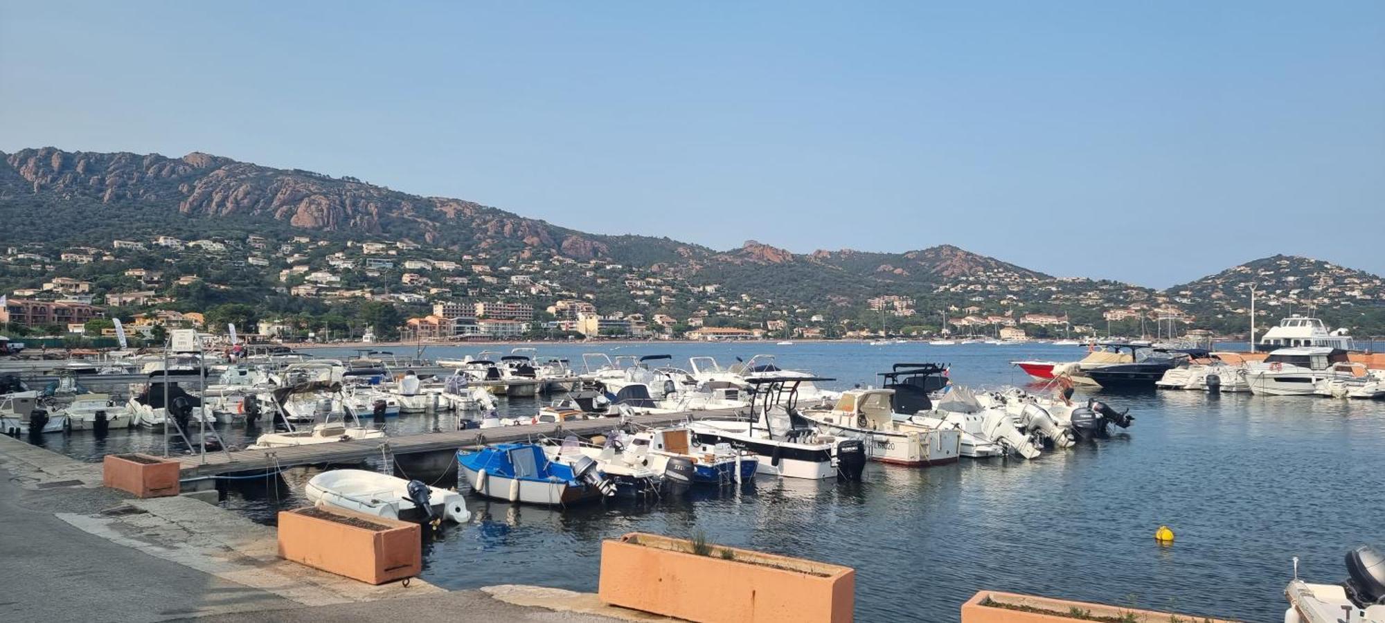 Agay Cap Esterel Le Hameau F2 Clim Plein Sud Dernier Etage Magnifique Vue Mer Saint-Raphaël المظهر الخارجي الصورة
