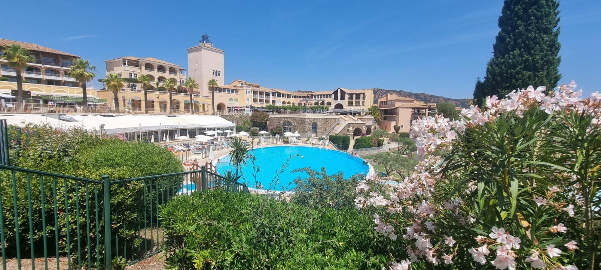 Agay Cap Esterel Le Hameau F2 Clim Plein Sud Dernier Etage Magnifique Vue Mer Saint-Raphaël المظهر الخارجي الصورة