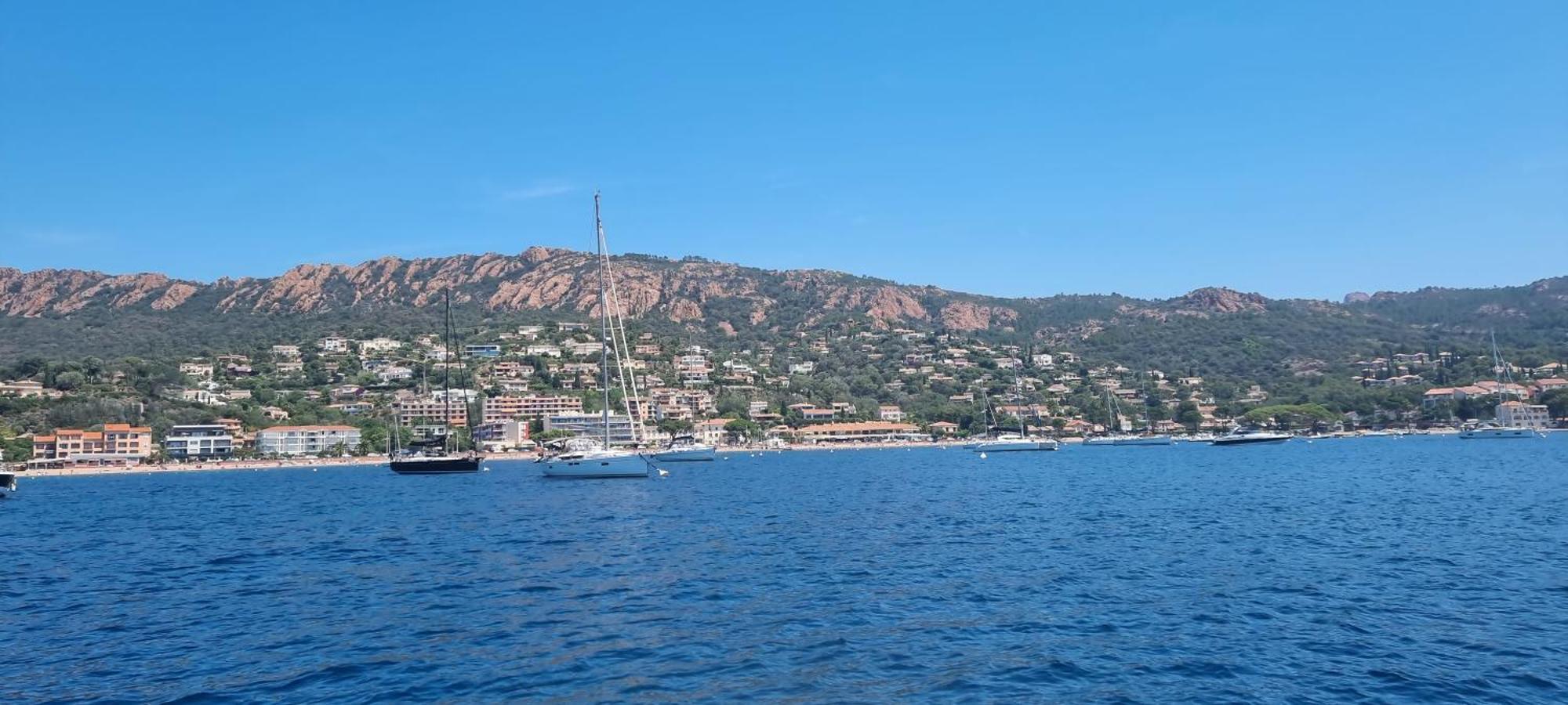 Agay Cap Esterel Le Hameau F2 Clim Plein Sud Dernier Etage Magnifique Vue Mer Saint-Raphaël المظهر الخارجي الصورة